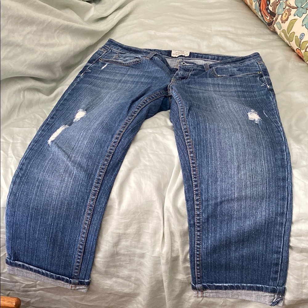 Aeropostale capris